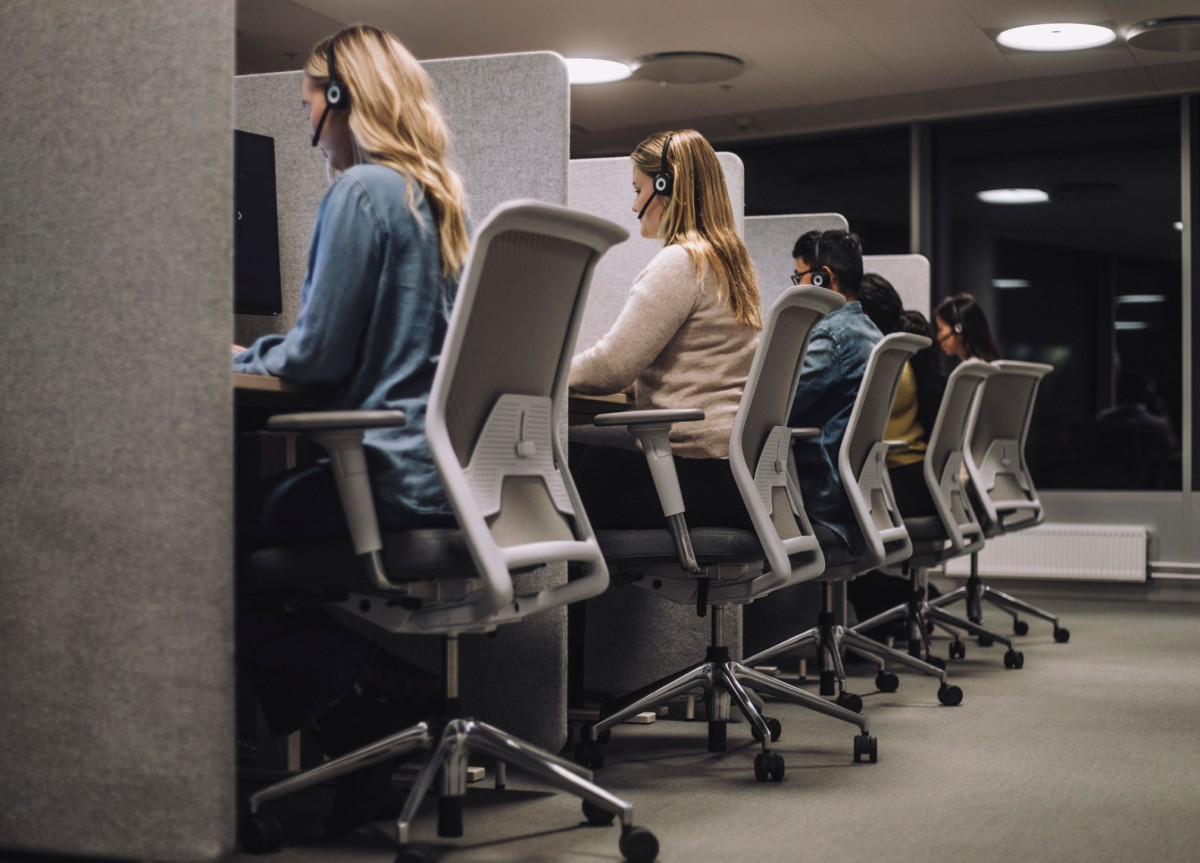 Mitarbeiterinnen in einem Service-Center